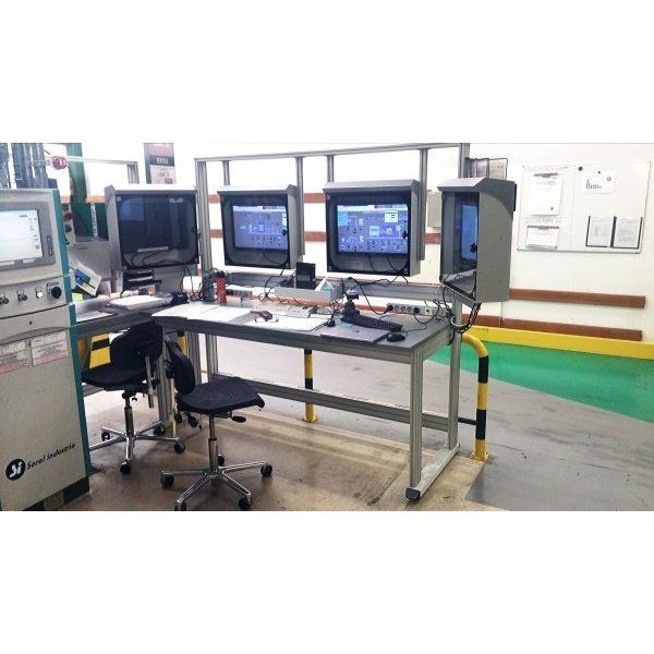 infopost-200-avec-porte-l-600-x-p-160-x-h-585-mm