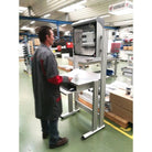 mobipost-600c-l-764-x-p-700-x-h-1700-mm-sur-pieds-avec-coffret-de-protection-ecran