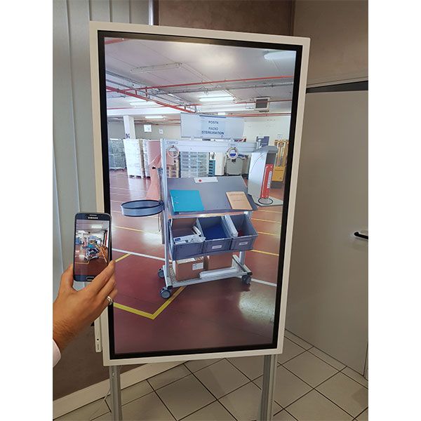 e-paperboard-a-digital-55-fixation-murale