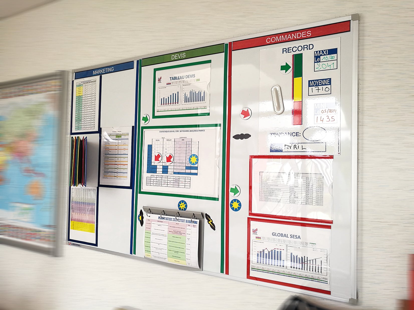 1768_TABLEAU AFFICHAGE APPLICATION