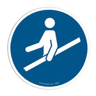 pictogrammes-tenez-la-rampe-m012 all-groups