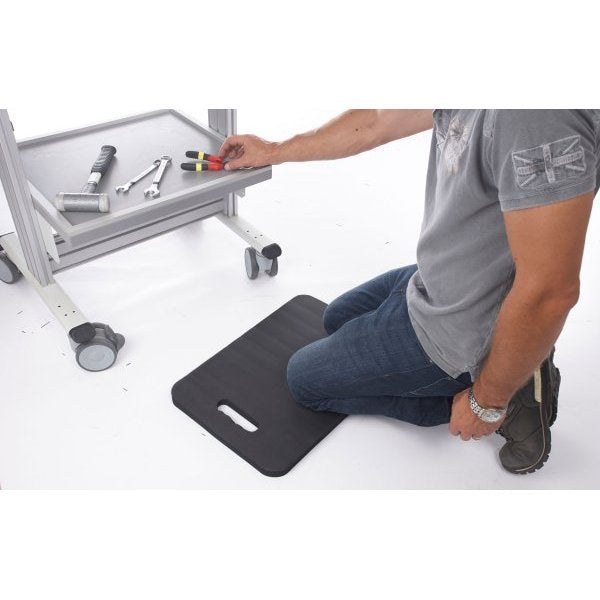 7724_TAPIS-MAINTENANCE-APPLICATION.jpg