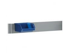 Rail pour fixation bacs plastiques
